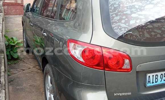 Tenga Tsaru Hyundai Santa Fe Girinhi Mota in Maputo in Maputo Tenga Tsaru Hyundai Santa Fe Girinhi Mota in Maputo in Maputo