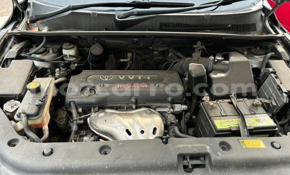 Nunua Ilio tumika Toyota RAV4 Nyingine Gari ndani ya Maputo nchini Maputo Nunua Ilio tumika Toyota RAV4 Nyingine Gari ndani ya Maputo nchini Maputo
