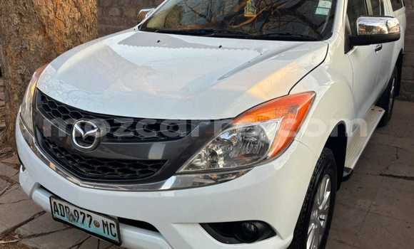 Tenga Tsaru Mazda BT-50 Chena Mota in Maputo in Maputo