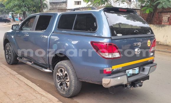 Comprar Usado Mazda BT-50 Azul Carro em Maputo em Maputo Comprar Usado Mazda BT-50 Azul Carro em Maputo em Maputo