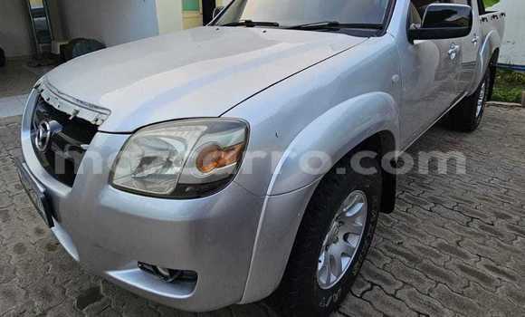 Nunua Ilio tumika Mazda BT-50 Fedha Gari ndani ya Maputo nchini Maputo Nunua Ilio tumika Mazda BT-50 Fedha Gari ndani ya Maputo nchini Maputo