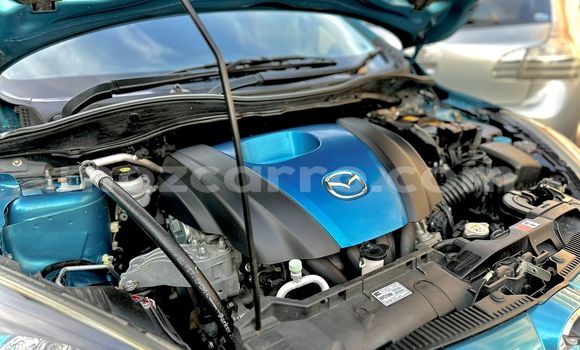 Nunua Ilio tumika Mazda Demio Bluu Gari ndani ya Maputo nchini Maputo Nunua Ilio tumika Mazda Demio Bluu Gari ndani ya Maputo nchini Maputo