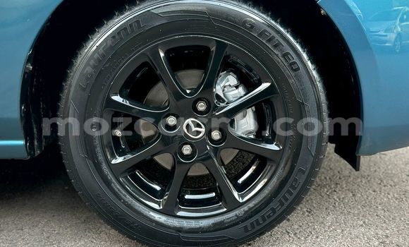 Nunua Ilio tumika Mazda Demio Bluu Gari ndani ya Maputo nchini Maputo Nunua Ilio tumika Mazda Demio Bluu Gari ndani ya Maputo nchini Maputo