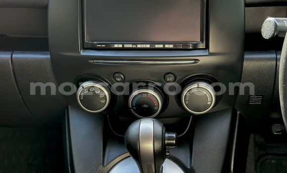 Buy Used Mazda Demio Blue Car in Maputo in Maputo Buy Used Mazda Demio Blue Car in Maputo in Maputo