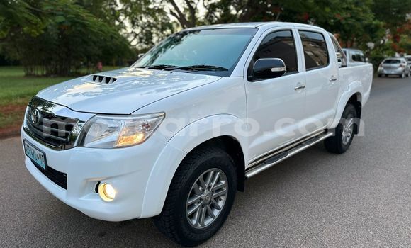 Tenga Tsaru Toyota Hilux Chena Mota in Maputo in Maputo Tenga Tsaru Toyota Hilux Chena Mota in Maputo in Maputo