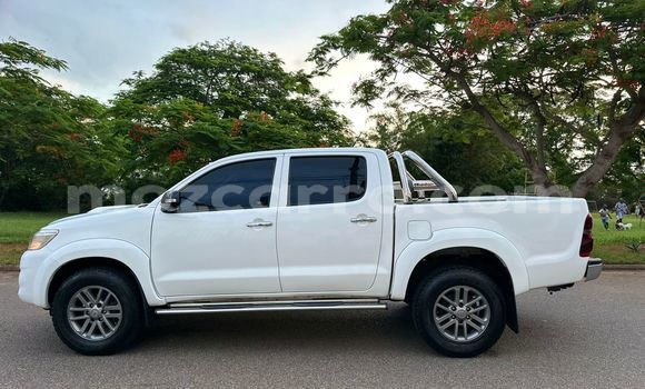 Tenga Tsaru Toyota Hilux Chena Mota in Maputo in Maputo Tenga Tsaru Toyota Hilux Chena Mota in Maputo in Maputo