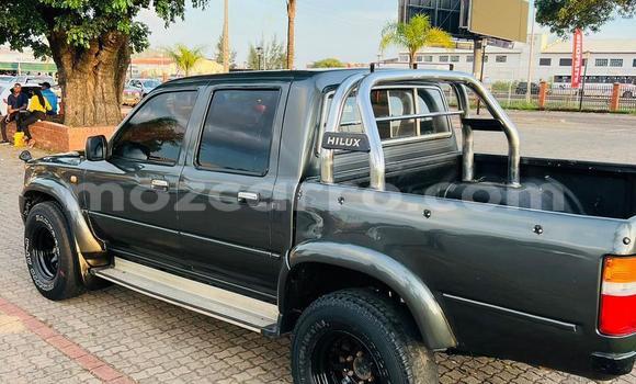 Nunua Ilio tumika Toyota Hilux Nyingine Gari ndani ya Maputo nchini Maputo Nunua Ilio tumika Toyota Hilux Nyingine Gari ndani ya Maputo nchini Maputo