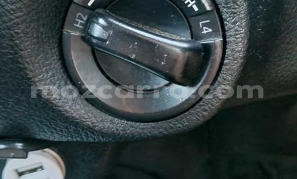 Comprar Usado Toyota Hilux Branco Carro em Maputo em Maputo Comprar Usado Toyota Hilux Branco Carro em Maputo em Maputo