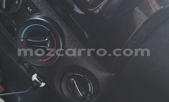 Comprar Usado Toyota Hilux Branco Carro em Maputo em Maputo Comprar Usado Toyota Hilux Branco Carro em Maputo em Maputo