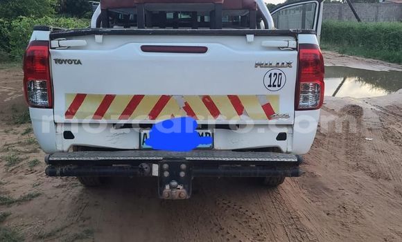 Comprar Usado Toyota Hilux Branco Carro em Maputo em Maputo Comprar Usado Toyota Hilux Branco Carro em Maputo em Maputo