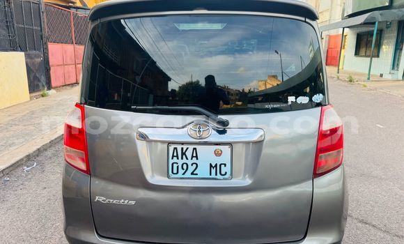 Nunua Ilio tumika Toyota Ractis Brown Gari ndani ya Maputo nchini Maputo Nunua Ilio tumika Toyota Ractis Brown Gari ndani ya Maputo nchini Maputo
