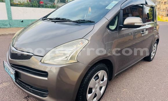 Nunua Ilio tumika Toyota Ractis Brown Gari ndani ya Maputo nchini Maputo Nunua Ilio tumika Toyota Ractis Brown Gari ndani ya Maputo nchini Maputo