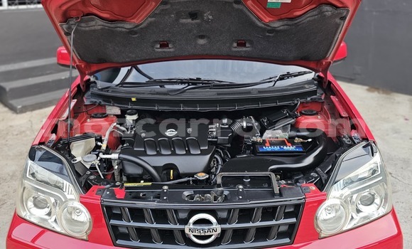 Tenga Tsaru Nissan X-Trail Tsvuku Mota in Maputo in Maputo Tenga Tsaru Nissan X-Trail Tsvuku Mota in Maputo in Maputo