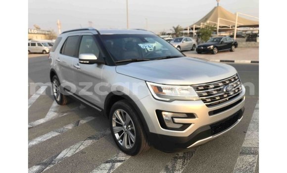 Tenga Imported Ford Explorer Zvimwe Mota in Import - Dubai in Cabo Delgado Tenga Imported Ford Explorer Zvimwe Mota in Import - Dubai in Cabo Delgado