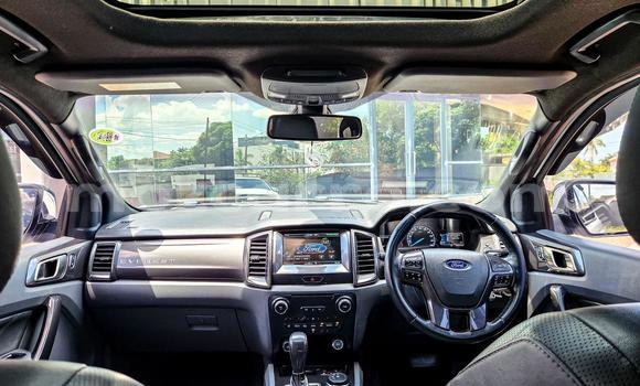 Buy Used Ford Everest White Car in Maputo in Maputo Buy Used Ford Everest White Car in Maputo in Maputo