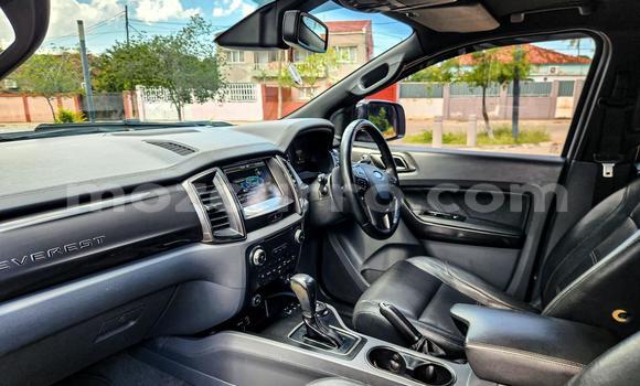 Buy Used Ford Everest White Car in Maputo in Maputo Buy Used Ford Everest White Car in Maputo in Maputo