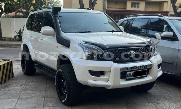 Comprar Usado Toyota Land Cruiser Prado Branco Carro em Maputo em Maputo Comprar Usado Toyota Land Cruiser Prado Branco Carro em Maputo em Maputo