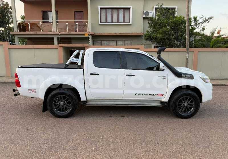 Big with watermark toyota hilux maputo maputo 34213