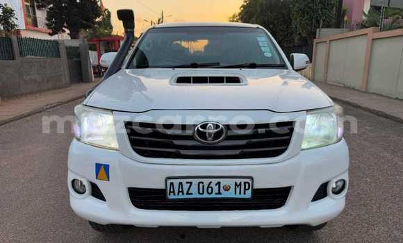 Buy Used Toyota Hilux White Car in Maputo in Maputo Buy Used Toyota Hilux White Car in Maputo in Maputo