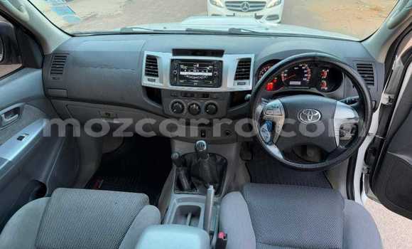 Buy Used Toyota Hilux White Car in Maputo in Maputo Buy Used Toyota Hilux White Car in Maputo in Maputo