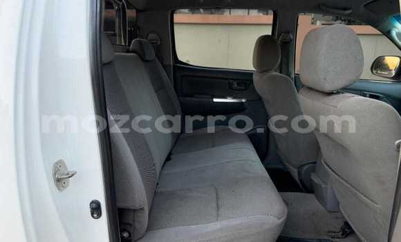 Buy Used Toyota Hilux White Car in Maputo in Maputo Buy Used Toyota Hilux White Car in Maputo in Maputo