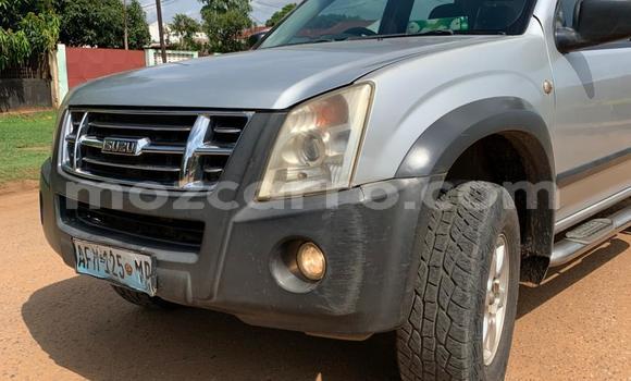 Tenga Tsaru Isuzu KB Zvimwe Mota in Maputo in Maputo Tenga Tsaru Isuzu KB Zvimwe Mota in Maputo in Maputo