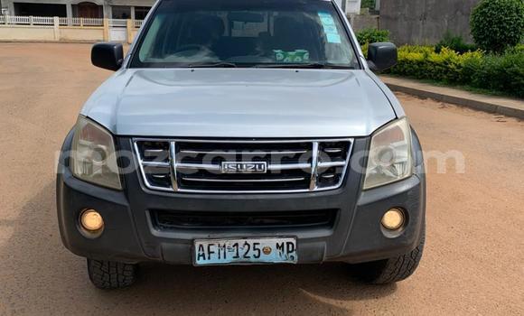Tenga Tsaru Isuzu KB Zvimwe Mota in Maputo in Maputo Tenga Tsaru Isuzu KB Zvimwe Mota in Maputo in Maputo