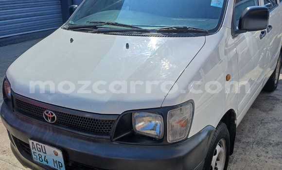 Nunua Ilio tumika Toyota Hiace Nyeupe Gari ndani ya Maputo nchini Maputo Nunua Ilio tumika Toyota Hiace Nyeupe Gari ndani ya Maputo nchini Maputo