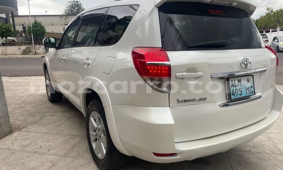 Nunua Ilio tumika Toyota Vanguard Nyeupe Gari ndani ya Maputo nchini Maputo Nunua Ilio tumika Toyota Vanguard Nyeupe Gari ndani ya Maputo nchini Maputo