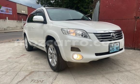 Nunua Ilio tumika Toyota Vanguard Nyeupe Gari ndani ya Maputo nchini Maputo Nunua Ilio tumika Toyota Vanguard Nyeupe Gari ndani ya Maputo nchini Maputo