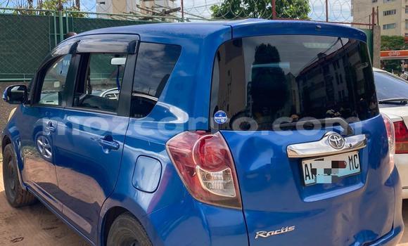 Comprar Usado Toyota Ractis Azul Carro em Maputo em Maputo Comprar Usado Toyota Ractis Azul Carro em Maputo em Maputo