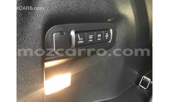 Tenga Imported Ford Explorer Zvimwe Mota in Import - Dubai in Cabo Delgado Tenga Imported Ford Explorer Zvimwe Mota in Import - Dubai in Cabo Delgado