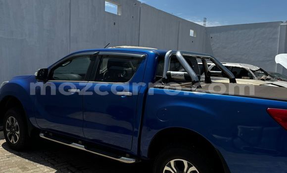 Comprar Usado Mazda BT-50 Azul Carro em Maputo em Maputo Comprar Usado Mazda BT-50 Azul Carro em Maputo em Maputo