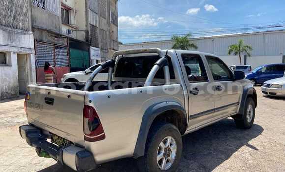 Tenga Tsaru Isuzu KB Zvimwe Mota in Maputo in Maputo Tenga Tsaru Isuzu KB Zvimwe Mota in Maputo in Maputo