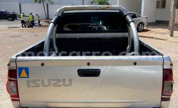 Tenga Tsaru Isuzu KB Zvimwe Mota in Maputo in Maputo Tenga Tsaru Isuzu KB Zvimwe Mota in Maputo in Maputo