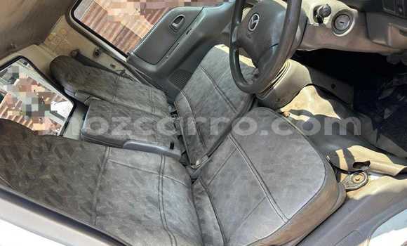 Nunua Ilio tumika Mazda 1000 Nyeupe Gari ndani ya Maputo nchini Maputo Nunua Ilio tumika Mazda 1000 Nyeupe Gari ndani ya Maputo nchini Maputo