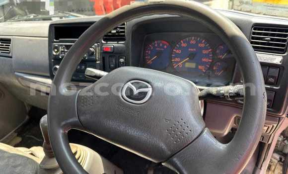 Nunua Ilio tumika Mazda 1000 Nyeupe Gari ndani ya Maputo nchini Maputo Nunua Ilio tumika Mazda 1000 Nyeupe Gari ndani ya Maputo nchini Maputo