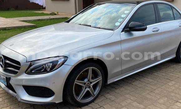 Tenga Tsaru Mercedes-Benz C-Classe Sirivha Mota in Maputo in Maputo Tenga Tsaru Mercedes-Benz C-Classe Sirivha Mota in Maputo in Maputo