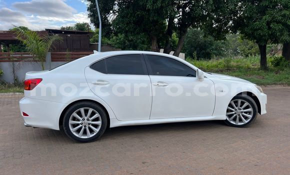Nunua Ilio tumika Lexus IS Nyeupe Gari ndani ya Maputo nchini Maputo Nunua Ilio tumika Lexus IS Nyeupe Gari ndani ya Maputo nchini Maputo