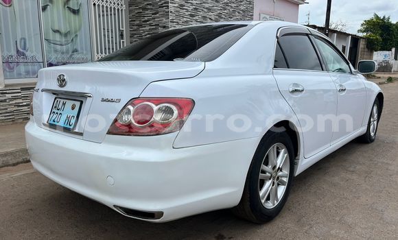 Buy Used Toyota Mark X White Car in Maputo in Maputo Buy Used Toyota Mark X White Car in Maputo in Maputo