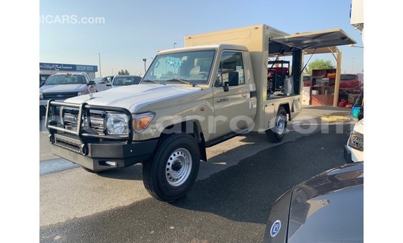 Buy Import Toyota Land Cruiser Beige Car in Import - Dubai in Cabo Delgado Buy Import Toyota Land Cruiser Beige Car in Import - Dubai in Cabo Delgado