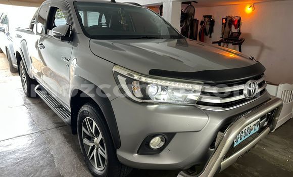Tenga Itsva Toyota Hiluxe Revo Sirivha Mota in Maputo in Maputo