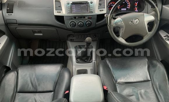 Buy Used Toyota Hilux White Car in Maputo in Maputo Buy Used Toyota Hilux White Car in Maputo in Maputo