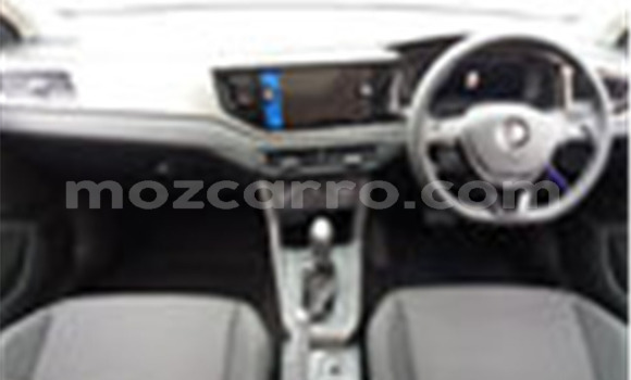 Nunua Ilio tumika Volkswagen Polo Fedha Gari ndani ya Mabalane nchini Gaza Nunua Ilio tumika Volkswagen Polo Fedha Gari ndani ya Mabalane nchini Gaza