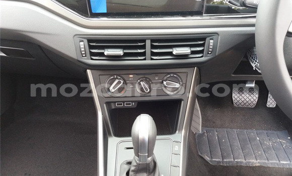 Nunua Ilio tumika Volkswagen Polo Fedha Gari ndani ya Mabalane nchini Gaza Nunua Ilio tumika Volkswagen Polo Fedha Gari ndani ya Mabalane nchini Gaza