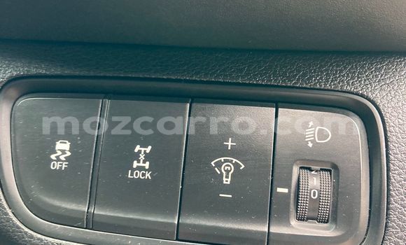 Tenga Tsaru Hyundai Santa Fe Bhurawuni Mota in Maputo in Maputo Tenga Tsaru Hyundai Santa Fe Bhurawuni Mota in Maputo in Maputo