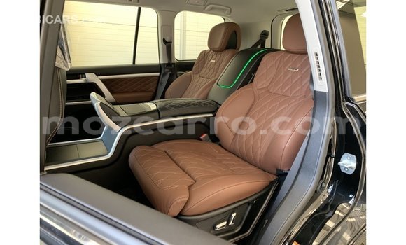 Nunua Imported Toyota Land Cruiser Nyeusi Gari ndani ya Import - Dubai nchini Cabo Delgado Nunua Imported Toyota Land Cruiser Nyeusi Gari ndani ya Import - Dubai nchini Cabo Delgado