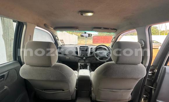 Nunua Ilio tumika Toyota Hilux Nyingine Gari ndani ya Maputo nchini Maputo Nunua Ilio tumika Toyota Hilux Nyingine Gari ndani ya Maputo nchini Maputo