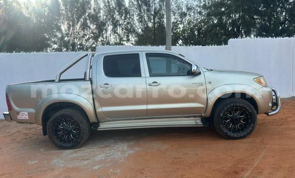Nunua Ilio tumika Toyota Hilux Nyingine Gari ndani ya Maputo nchini Maputo Nunua Ilio tumika Toyota Hilux Nyingine Gari ndani ya Maputo nchini Maputo