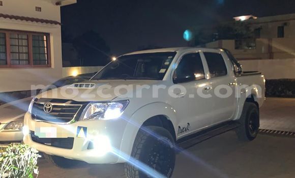 Buy New Toyota Hilux White Car in Maputo in Maputo